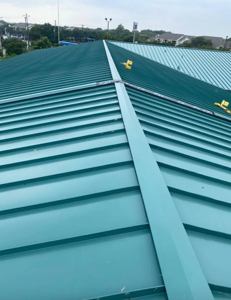 Green commercial metal roof ridge and valley for Metal Roof Repair in Lynnwood